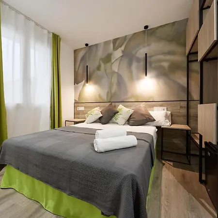 Enmathi Benalua فندق 2*