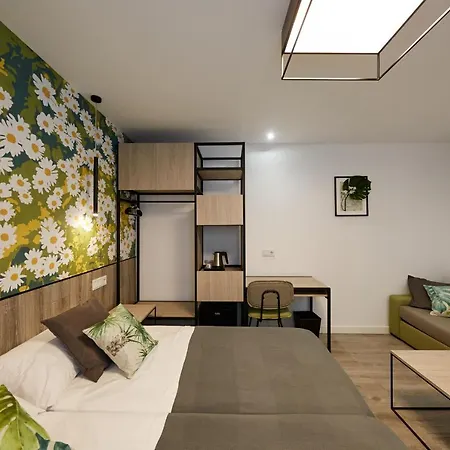 Enmathi Benalua فندق لقنت