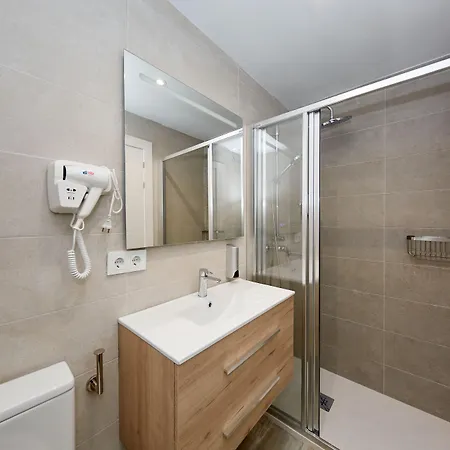 Enmathi Benalua 2* لقنت