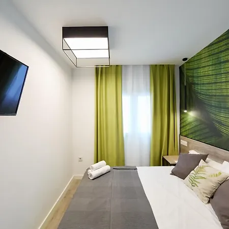 Hotel Enmathi Benalua