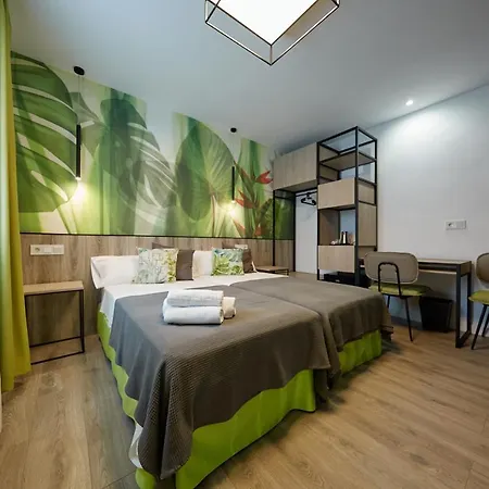 Hotel Enmathi Benalua